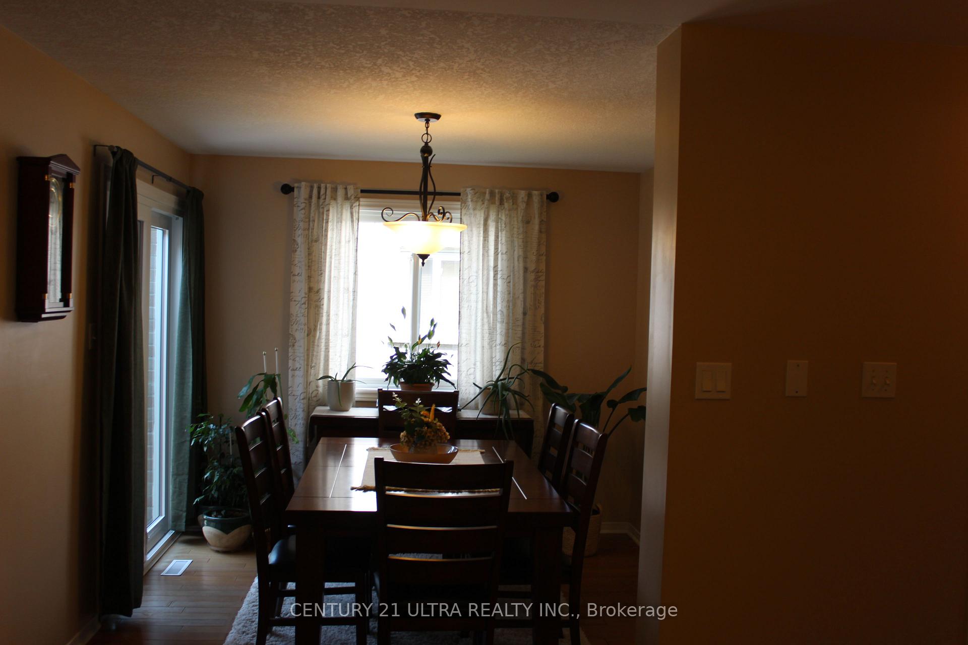 Photo 26 of 373 Brembel Crescent, Kitchener, Grand River North — HOMEH