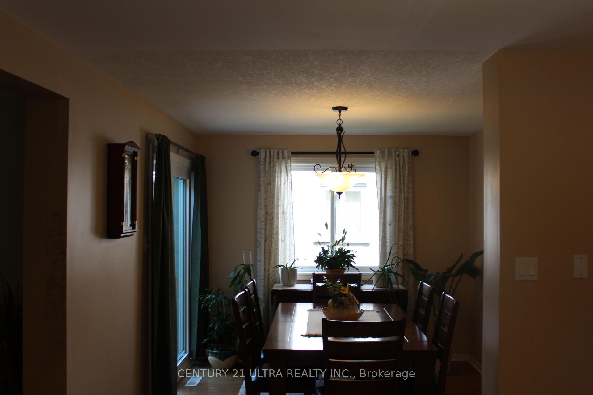 Photo 29 of 373 Brembel Crescent, Kitchener, Grand River North — HOMEH