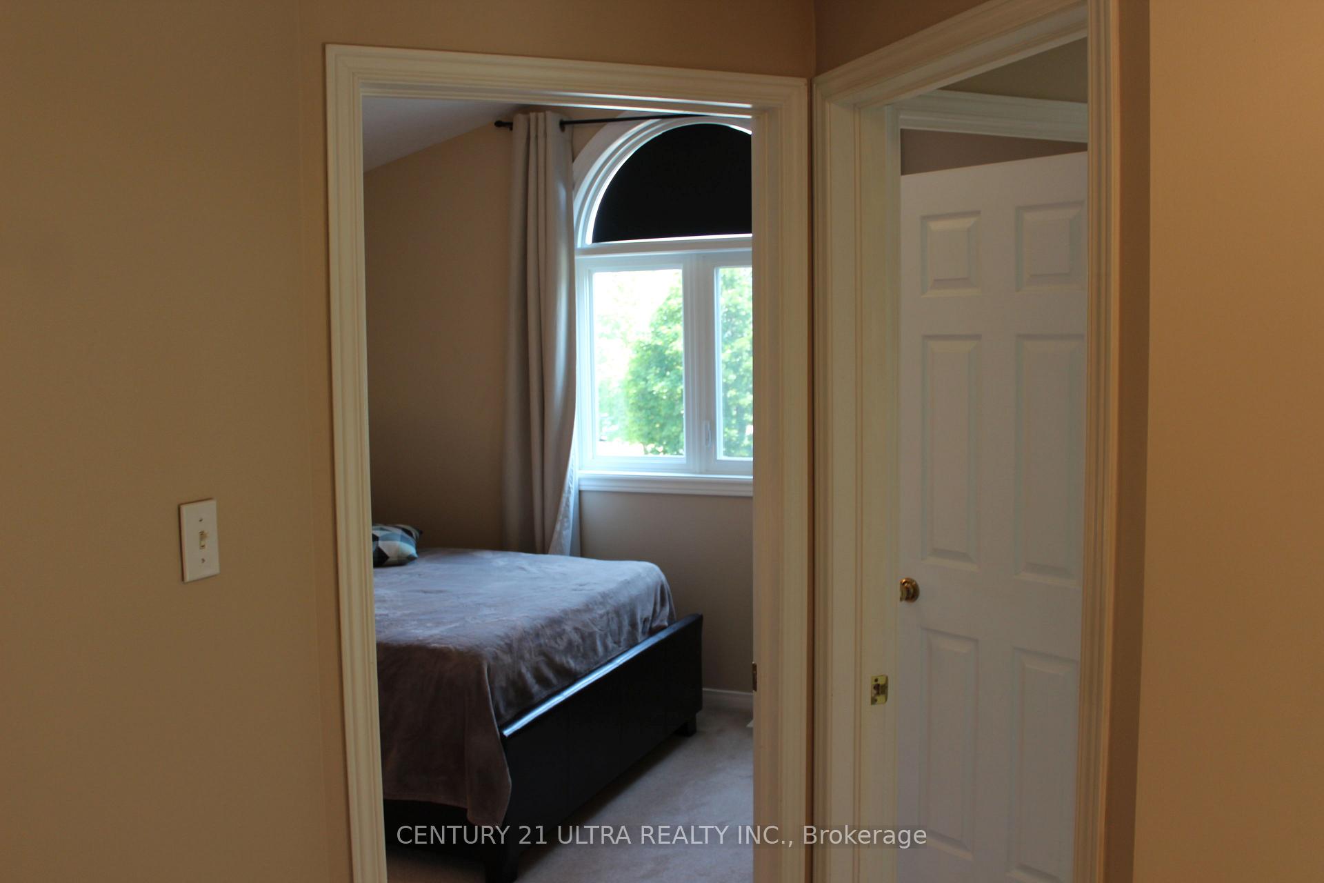 Photo 35 of 373 Brembel Crescent, Kitchener, Grand River North — HOMEH