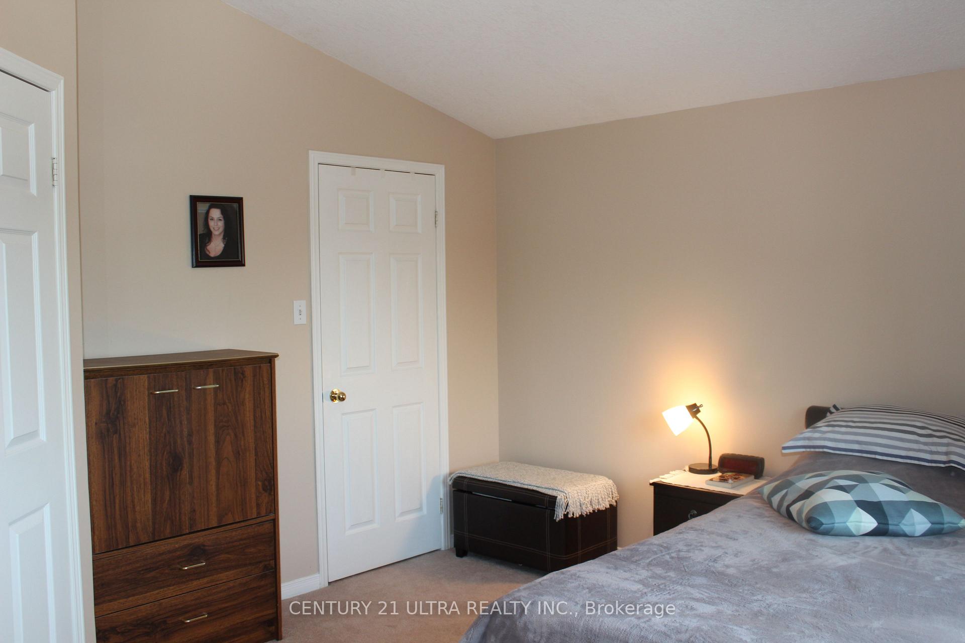 Photo 36 of 373 Brembel Crescent, Kitchener, Grand River North — HOMEH