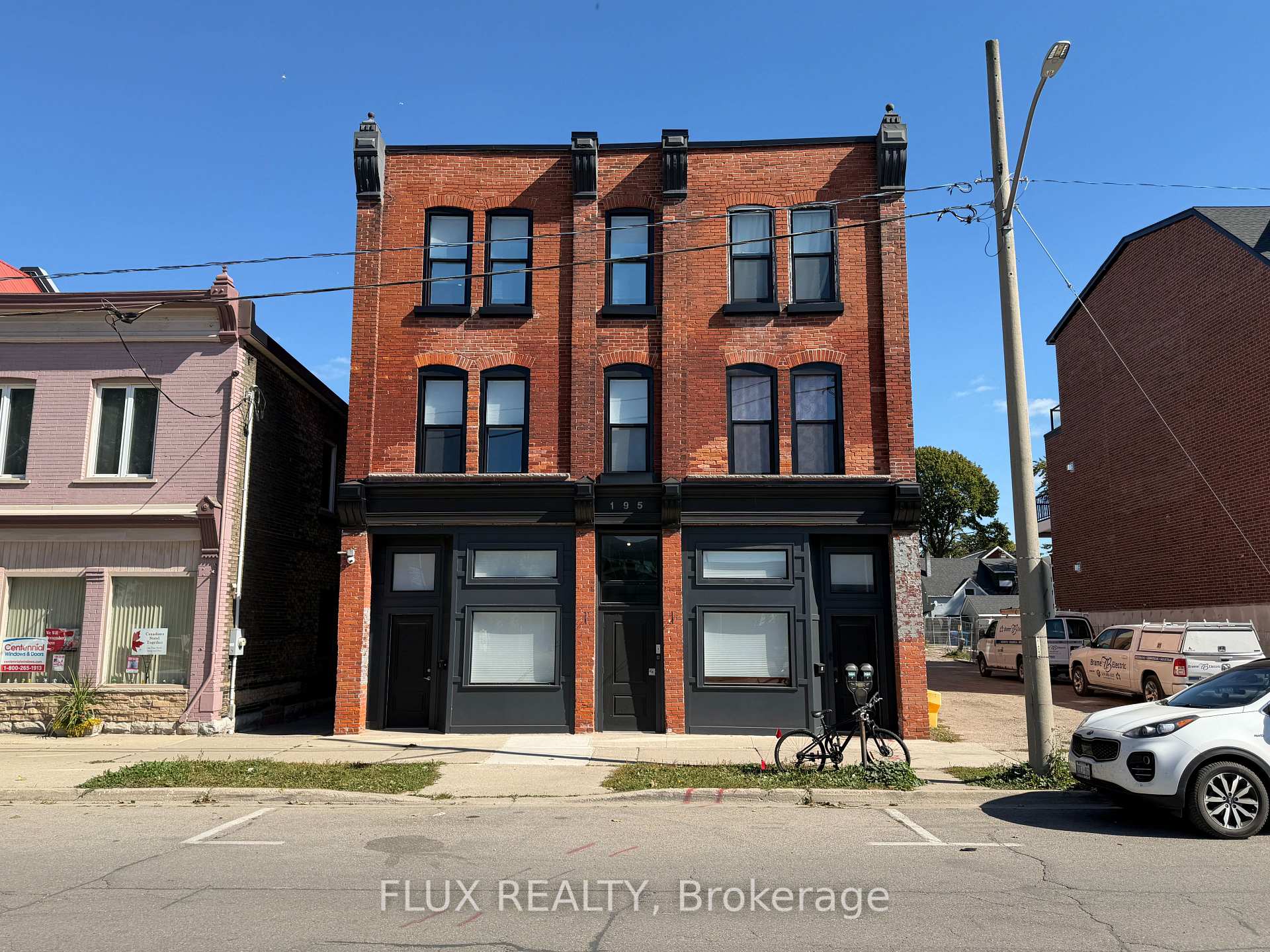 Photo of Unit 4, 195 Waterloo Street S