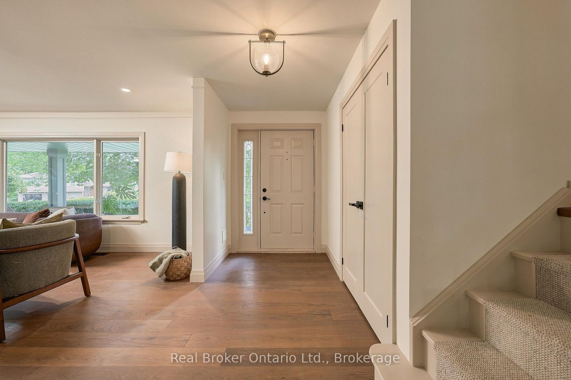 Photo 7 of 571 Leonard Court, Burlington, LaSalle — HOMEH