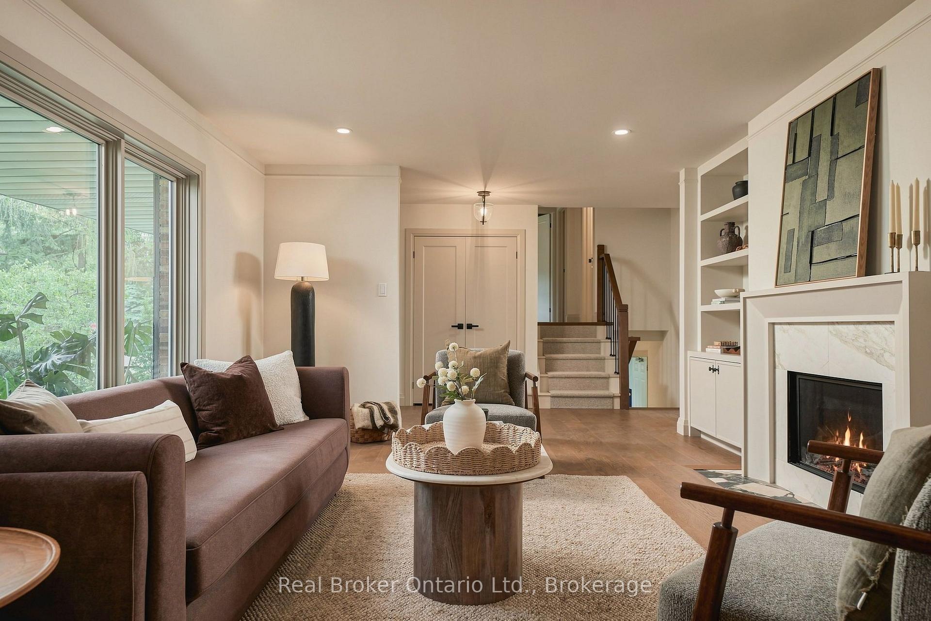 Photo 8 of 571 Leonard Court, Burlington, LaSalle — HOMEH