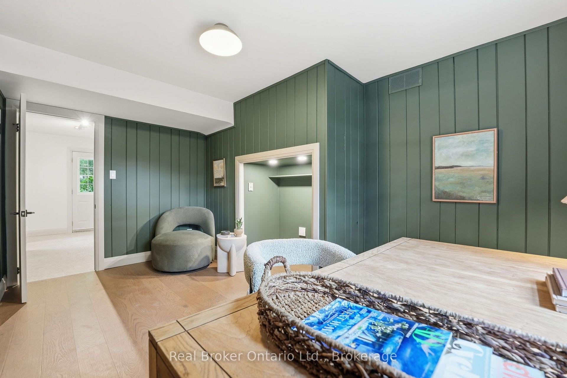 Photo 32 of 571 Leonard Court, Burlington, LaSalle — HOMEH