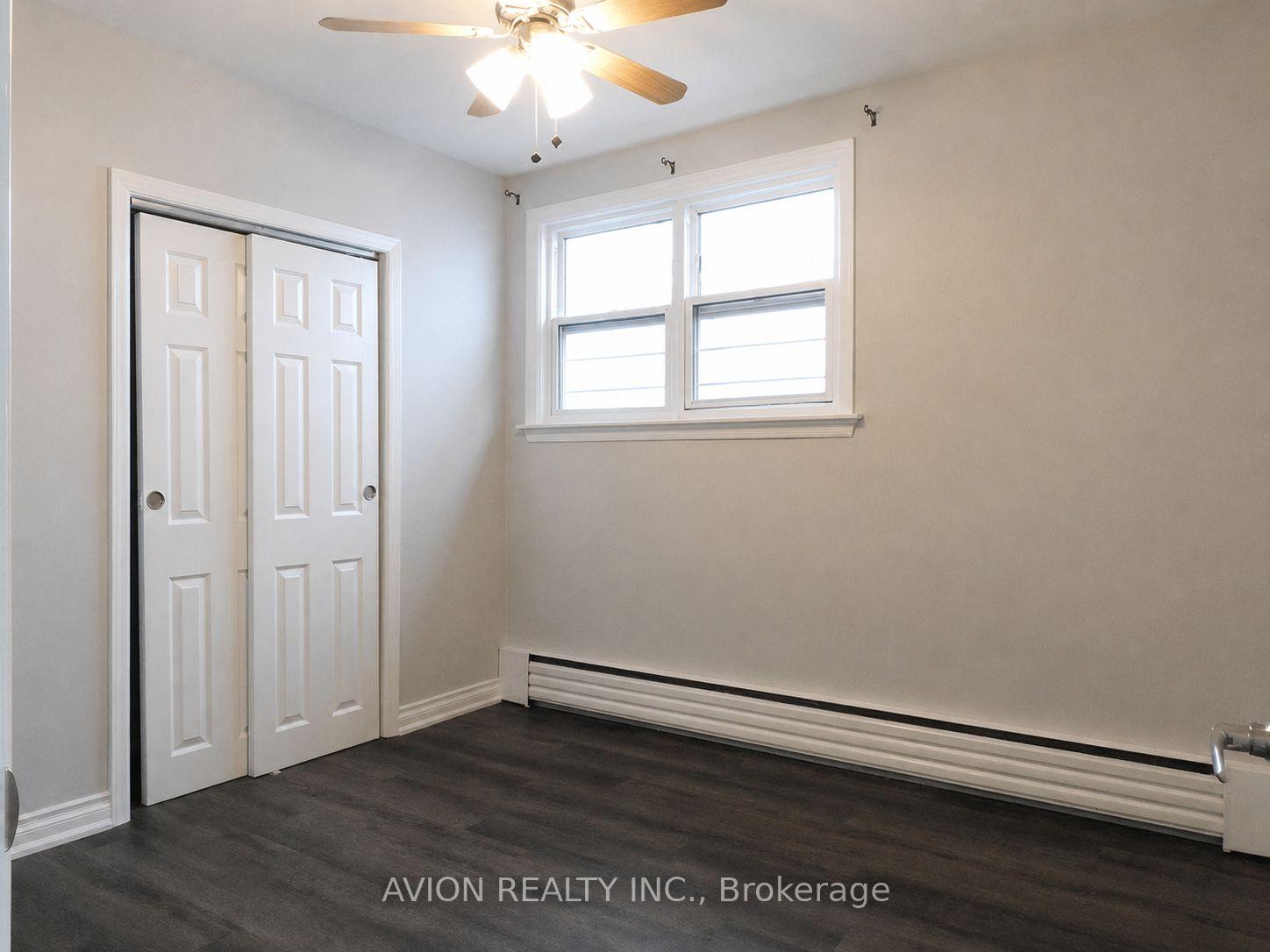 Photo 6 of Unit 2, 42 Emerald Crescent, Etobicoke, New Toronto — HOMEH