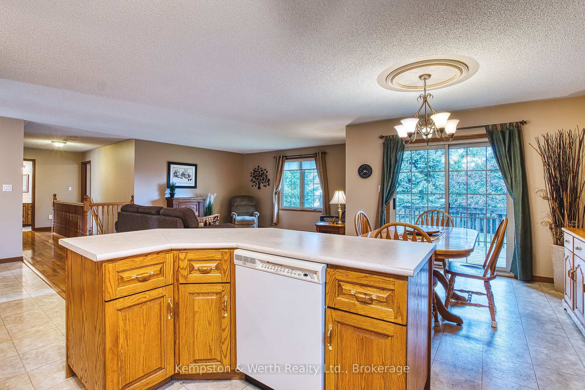 Photo 10 of 755 Wallace Avenue S, North Perth, Listowel — HOMEH