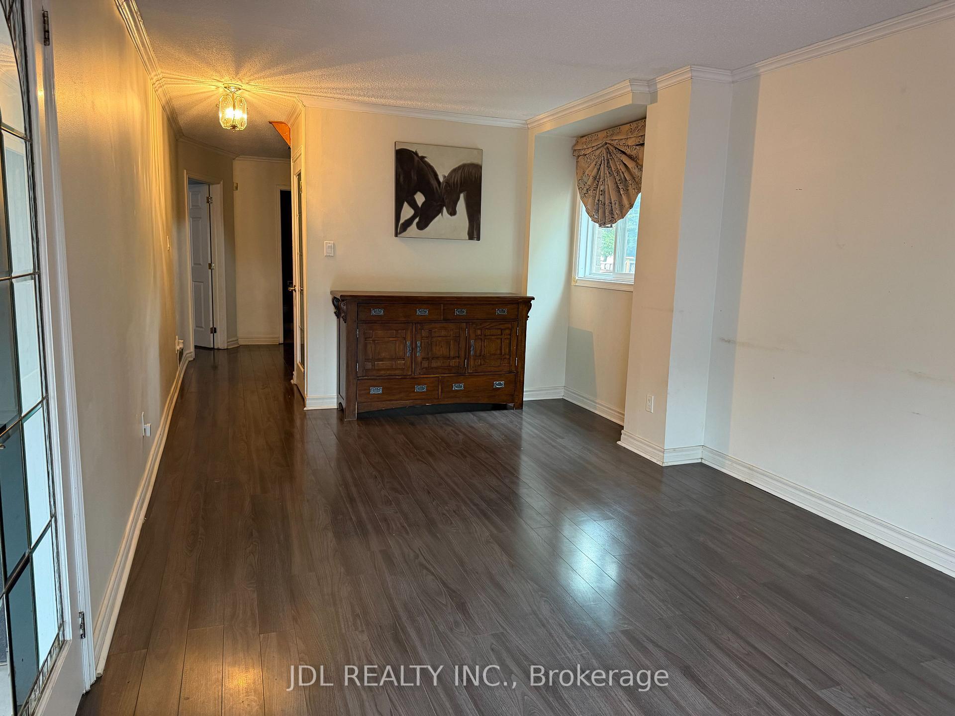 Photo 2 of 87 Strathmore Drive, Markham, Raymerville — HOMEH