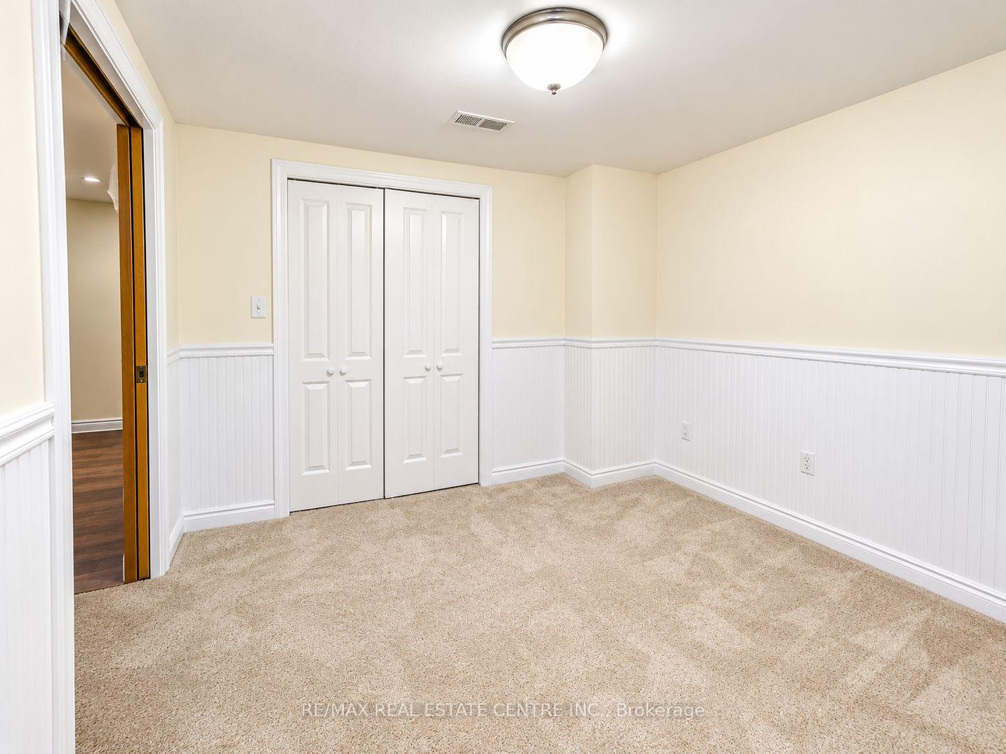 Photo 29 of 1302 Renfield Drive, Burlington, Tansley — HOMEH
