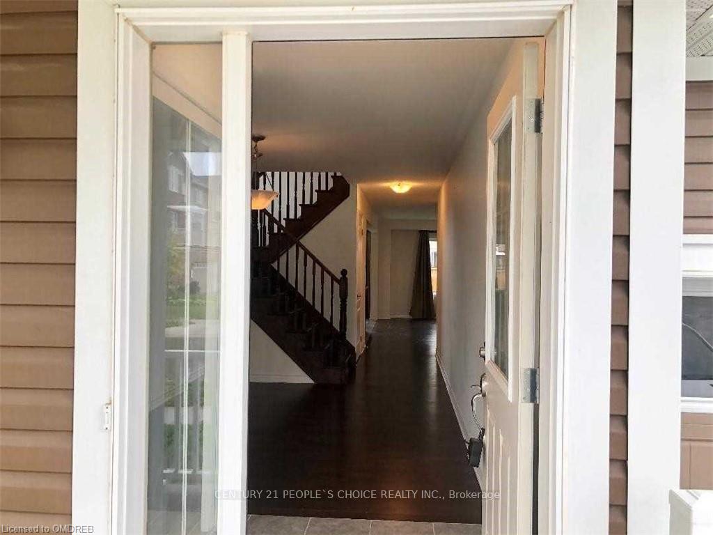 Photo 2 of 905 Orr Court, Kitchener, Rosenburg — HOMEH