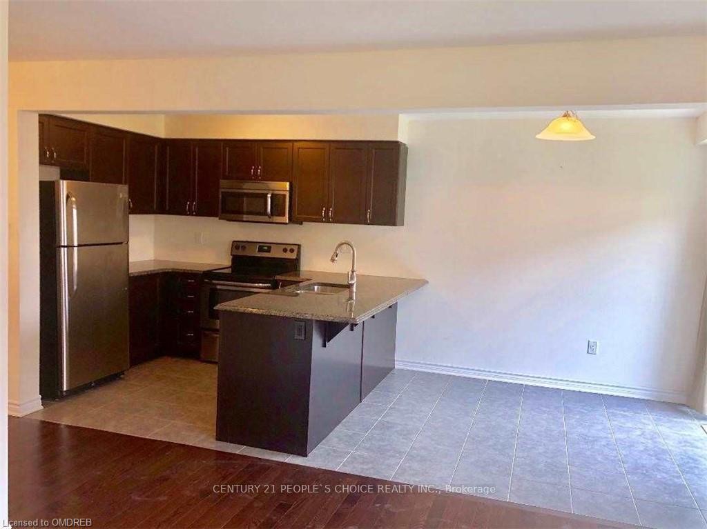 Photo 7 of 905 Orr Court, Kitchener, Rosenburg — HOMEH