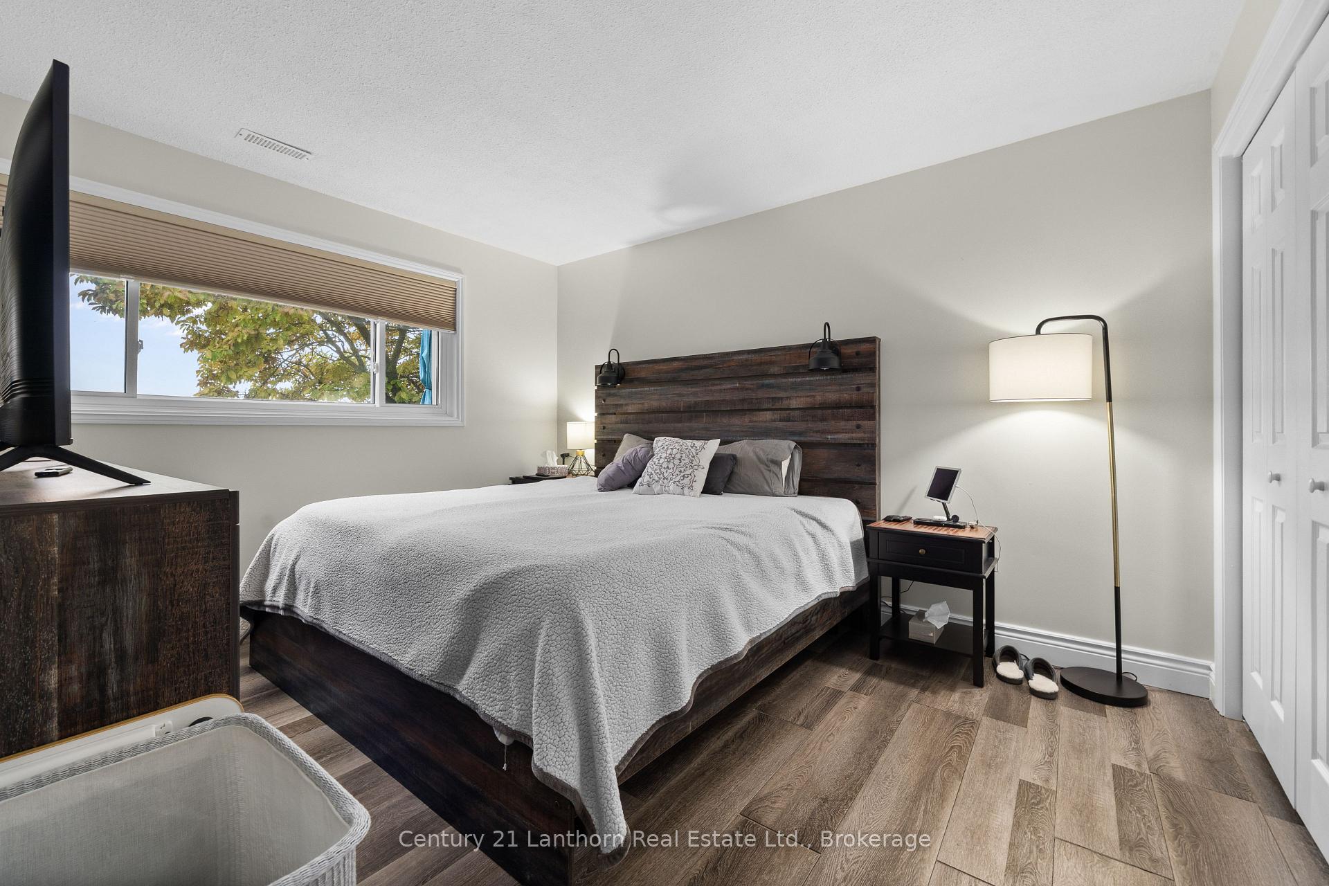 Photo 27 of 212 Main Street, Deseronto, Deseronto (Town) — HOMEH
