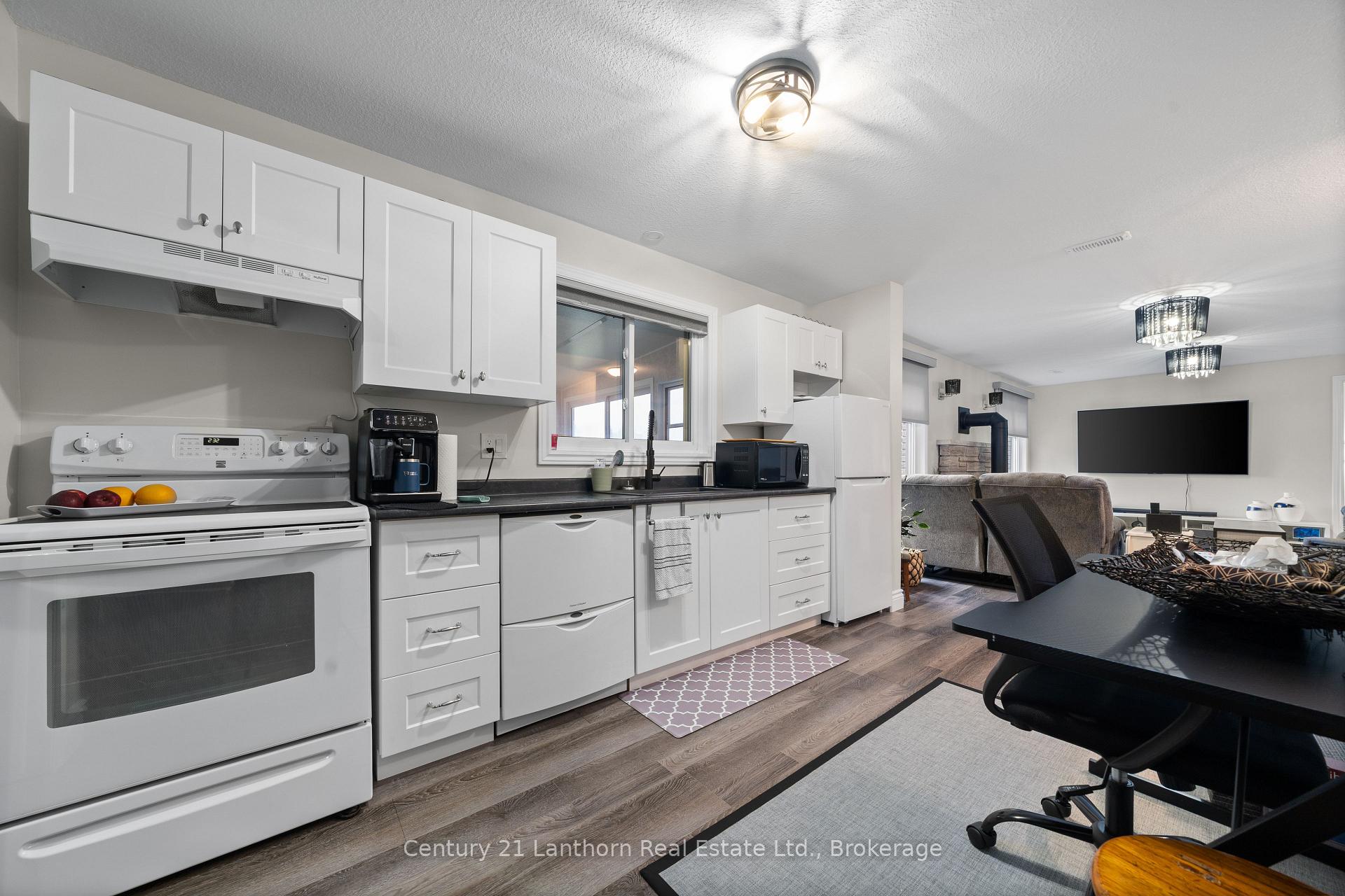 Photo 34 of 212 Main Street, Deseronto, Deseronto (Town) — HOMEH