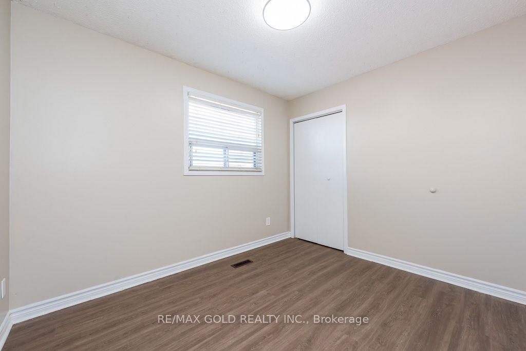 Photo 18 of 7283 Sigsbee Drive, Mississauga, Malton — HOMEH