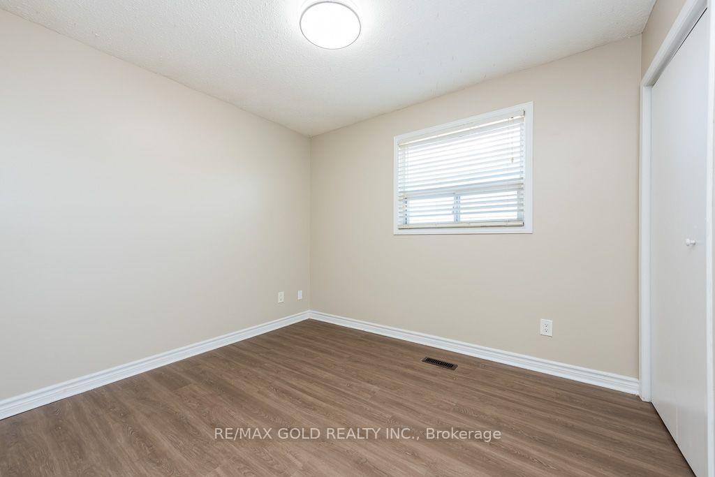 Photo 19 of 7283 Sigsbee Drive, Mississauga, Malton — HOMEH