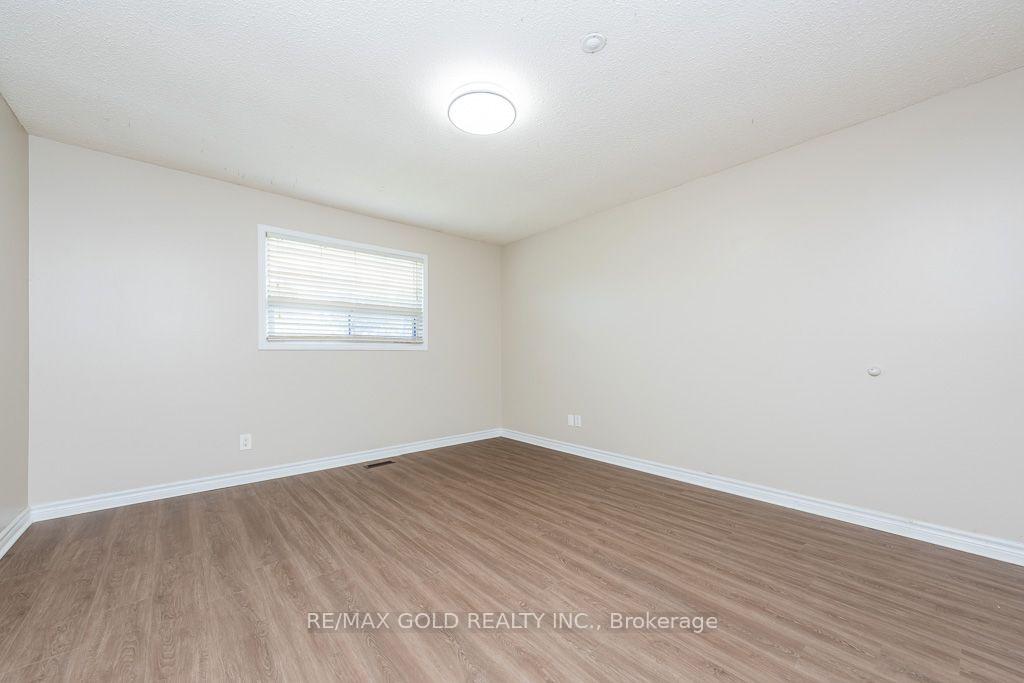Photo 23 of 7283 Sigsbee Drive, Mississauga, Malton — HOMEH