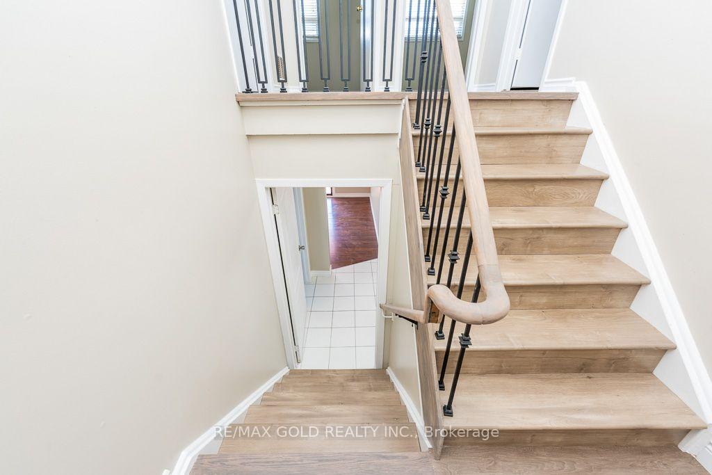 Photo 26 of 7283 Sigsbee Drive, Mississauga, Malton — HOMEH