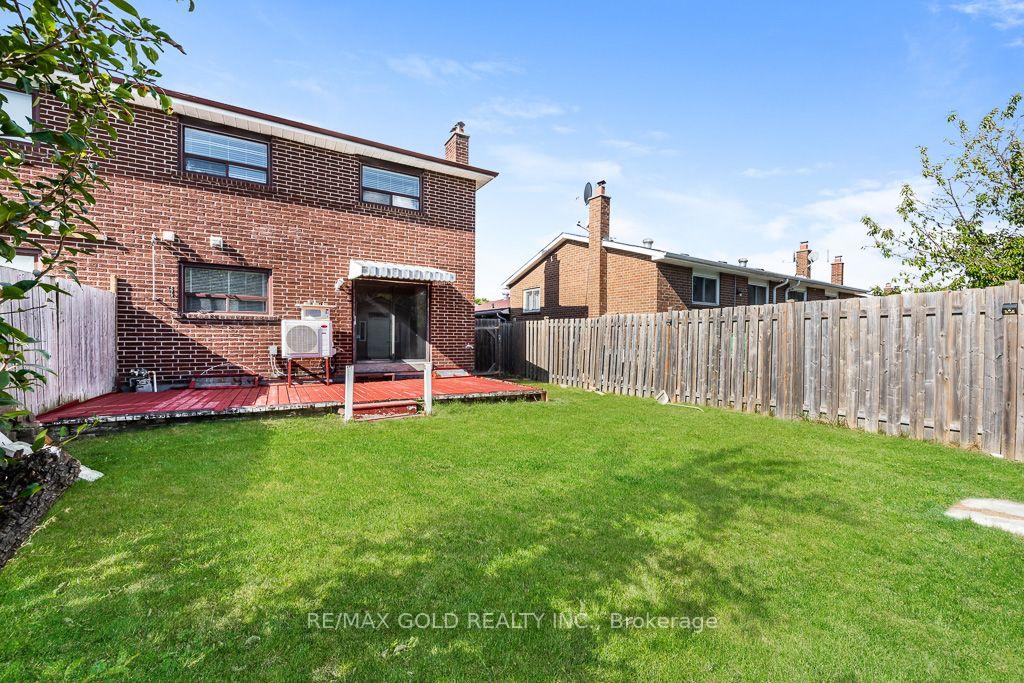 Photo 42 of 7283 Sigsbee Drive, Mississauga, Malton — HOMEH
