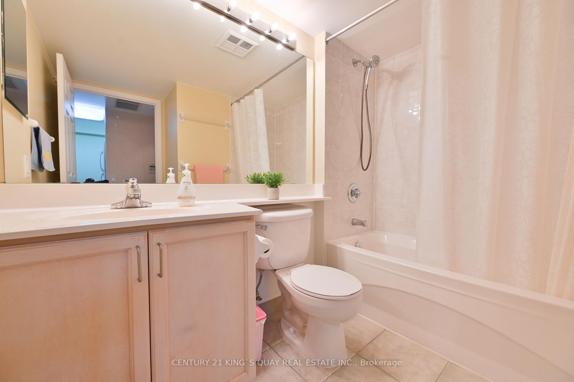 Photo 15 of Unit 612, 155 Beecroft Road, North York, Lansing-Westgate — HOMEH