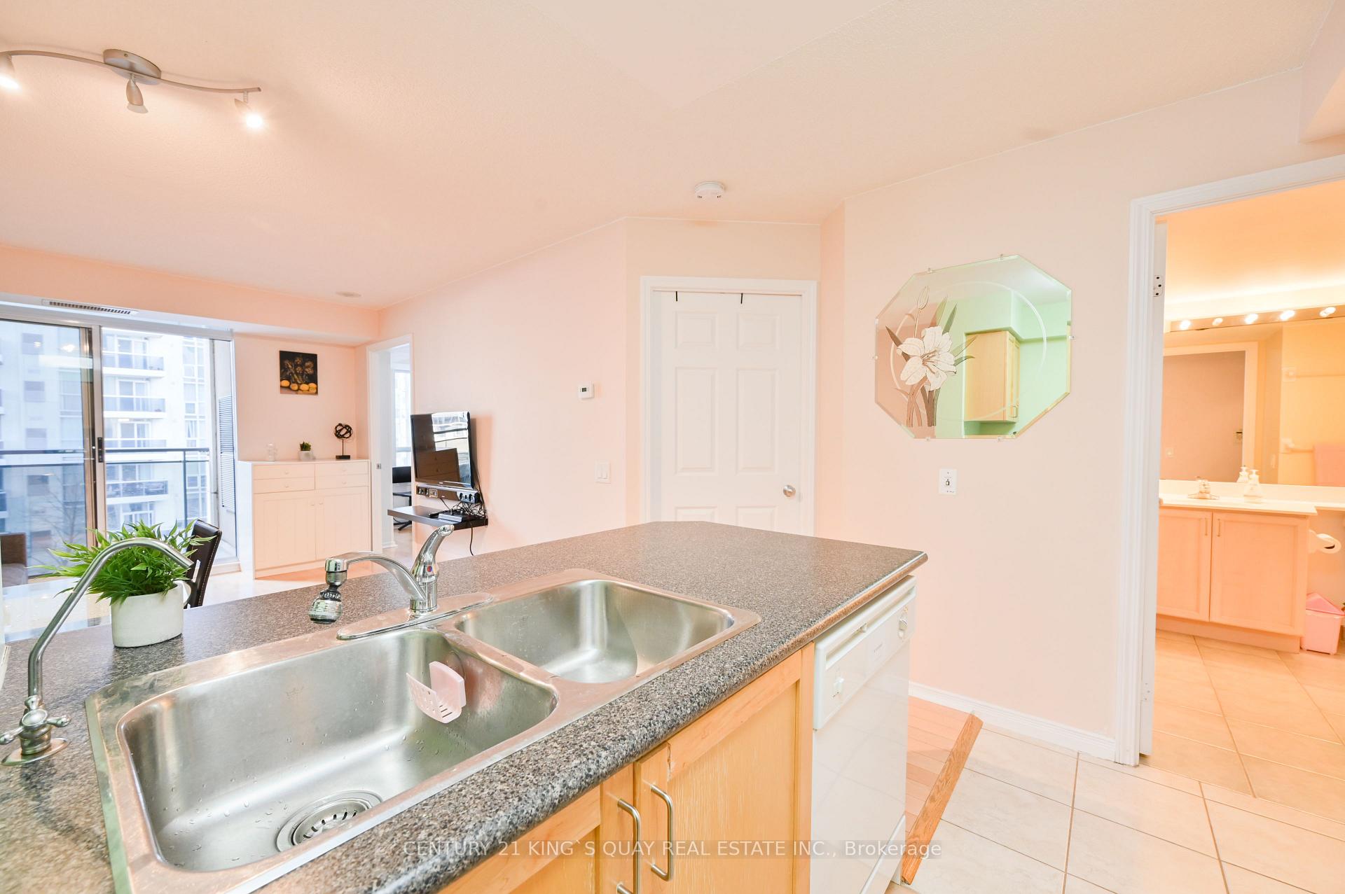 Photo 17 of Unit 612, 155 Beecroft Road, North York, Lansing-Westgate — HOMEH