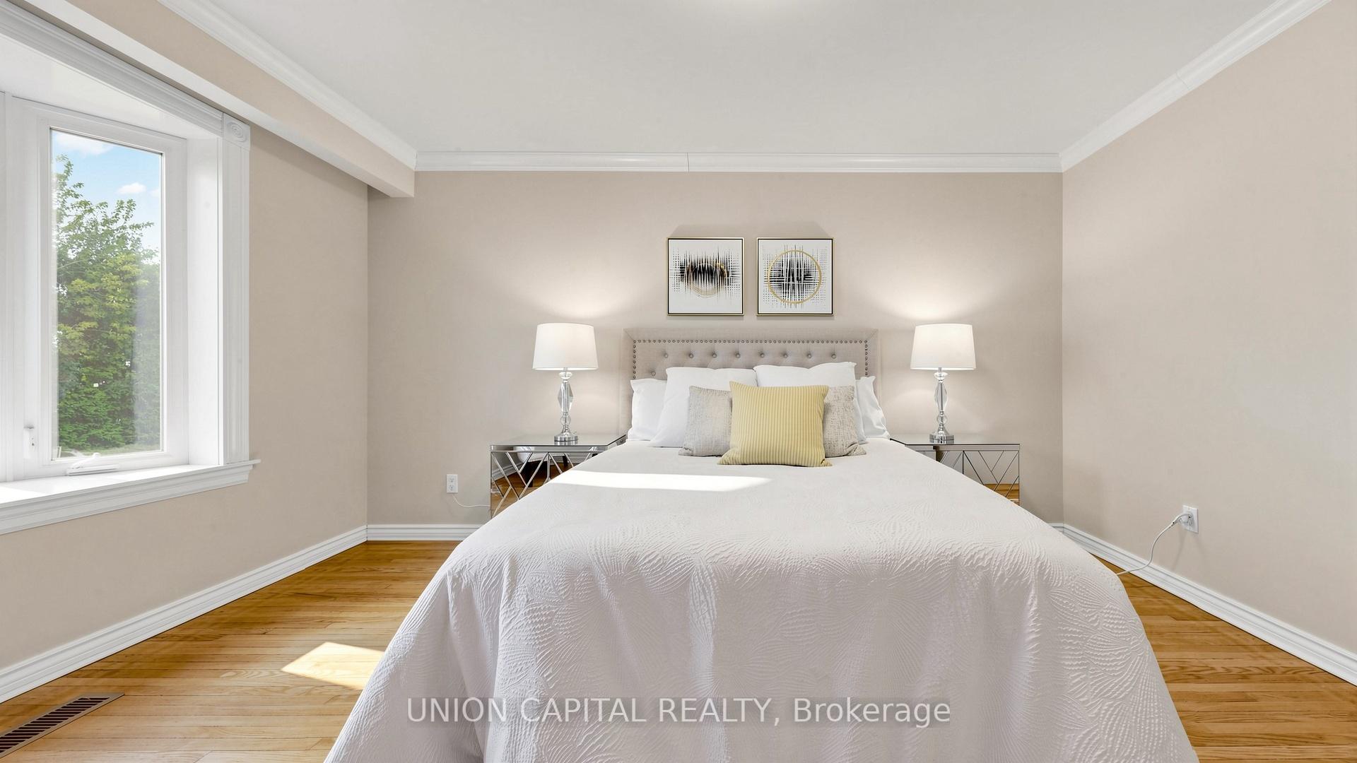 Photo 20 of 49 Bathford Crescent, North York, Bayview Village — HOMEH