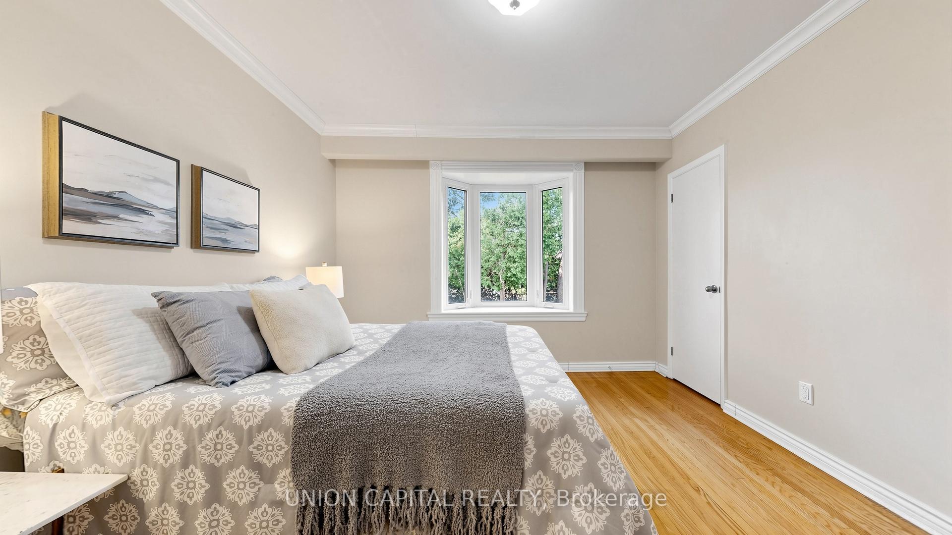 Photo 25 of 49 Bathford Crescent, North York, Bayview Village — HOMEH