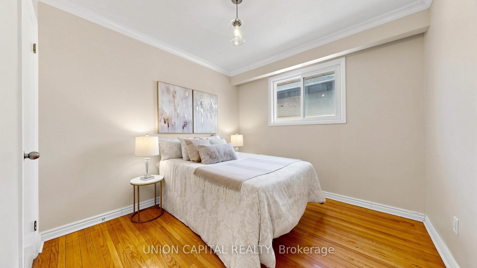 Photo 26 of 49 Bathford Crescent, North York, Bayview Village — HOMEH