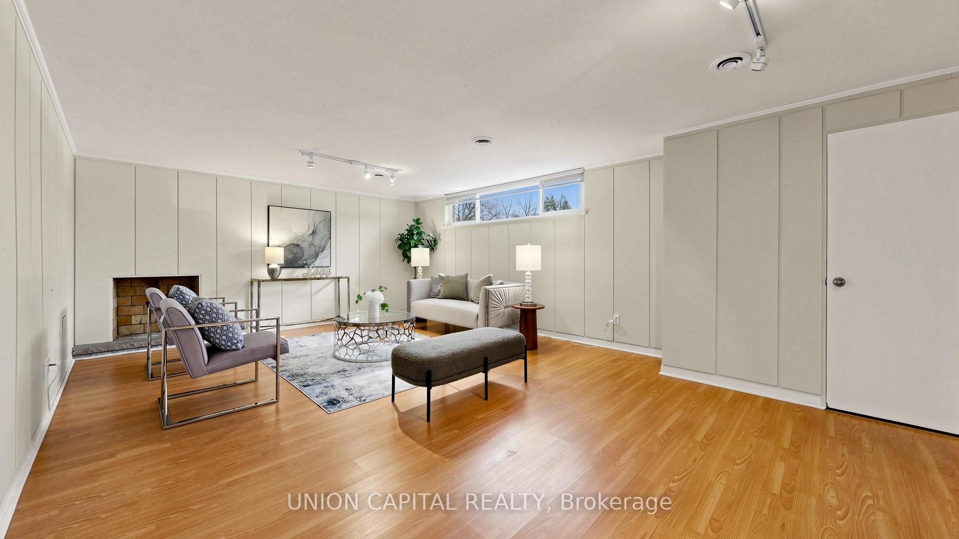 Photo 32 of 49 Bathford Crescent, North York, Bayview Village — HOMEH