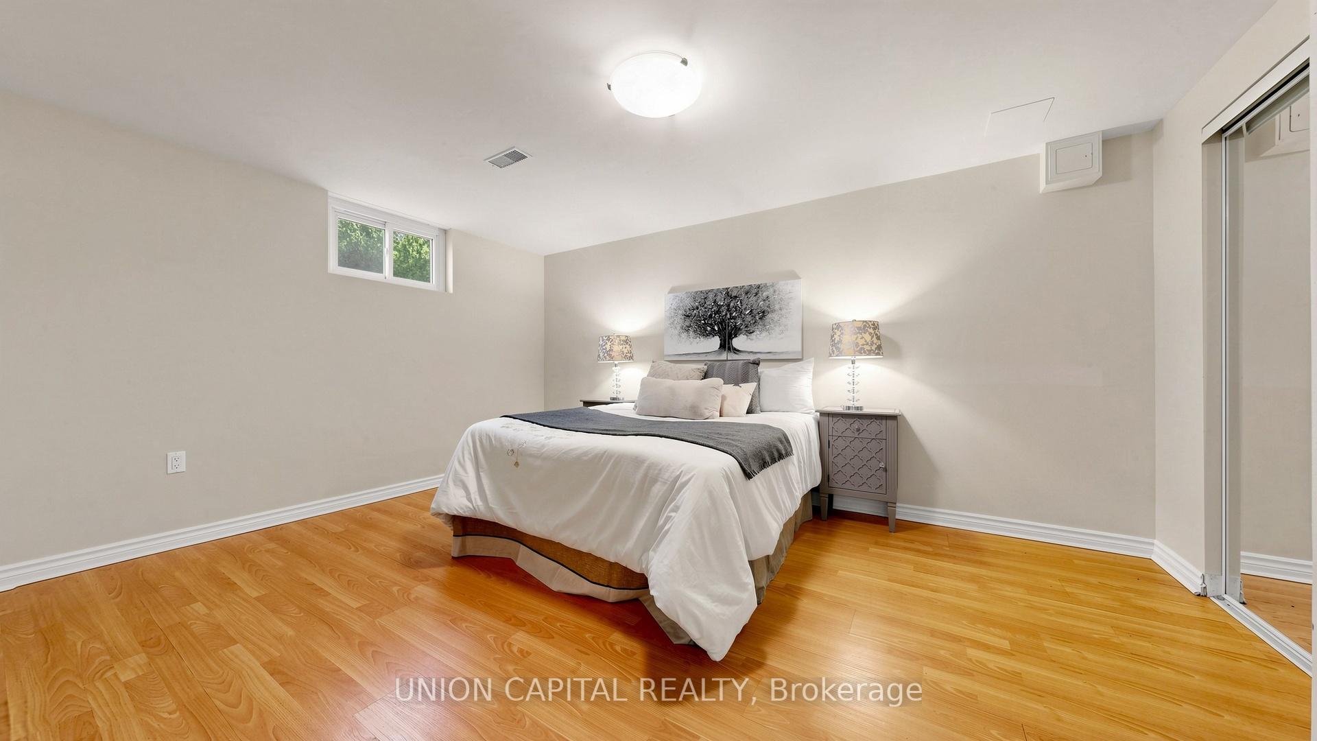 Photo 36 of 49 Bathford Crescent, North York, Bayview Village — HOMEH