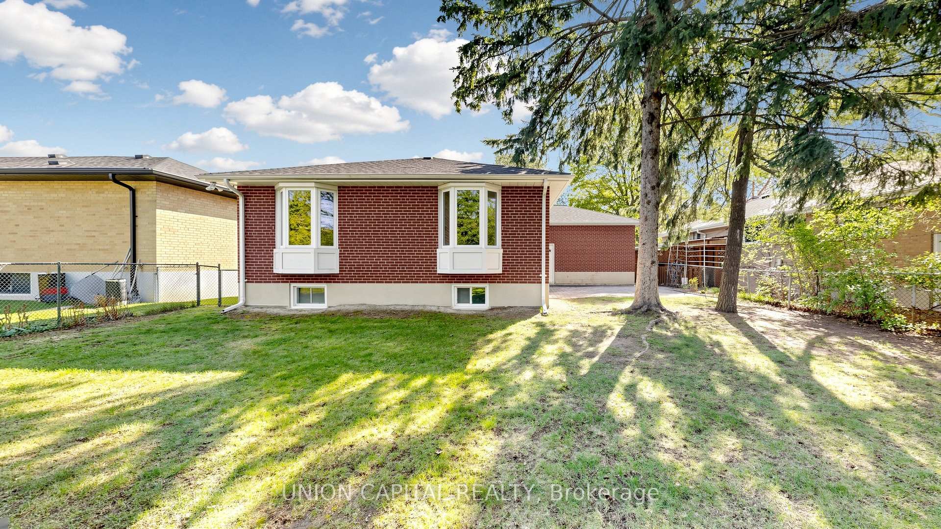 Photo 45 of 49 Bathford Crescent, North York, Bayview Village — HOMEH