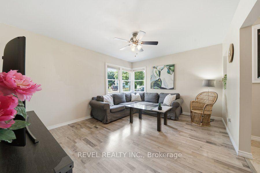 Photo 2 of 27 Frank Street, Brantford, Holmesdale-Lansdowne — HOMEH