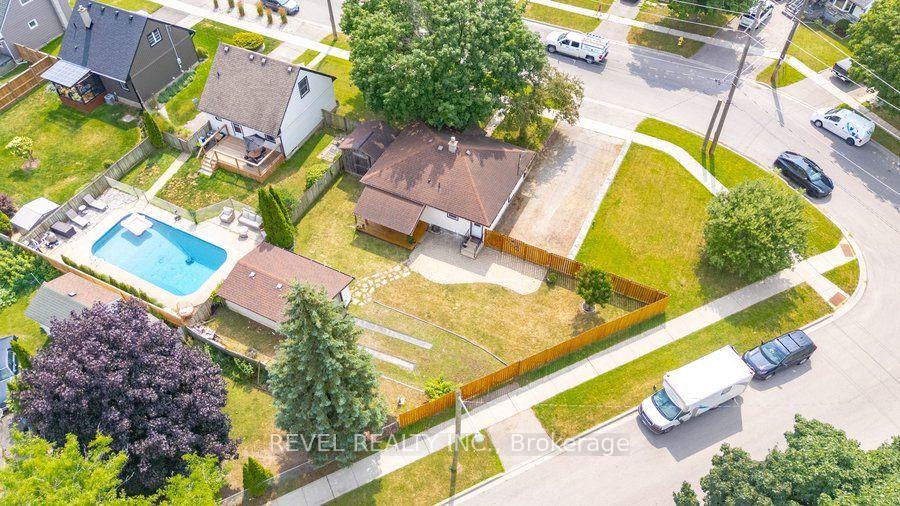 Photo 20 of 27 Frank Street, Brantford, Holmesdale-Lansdowne — HOMEH