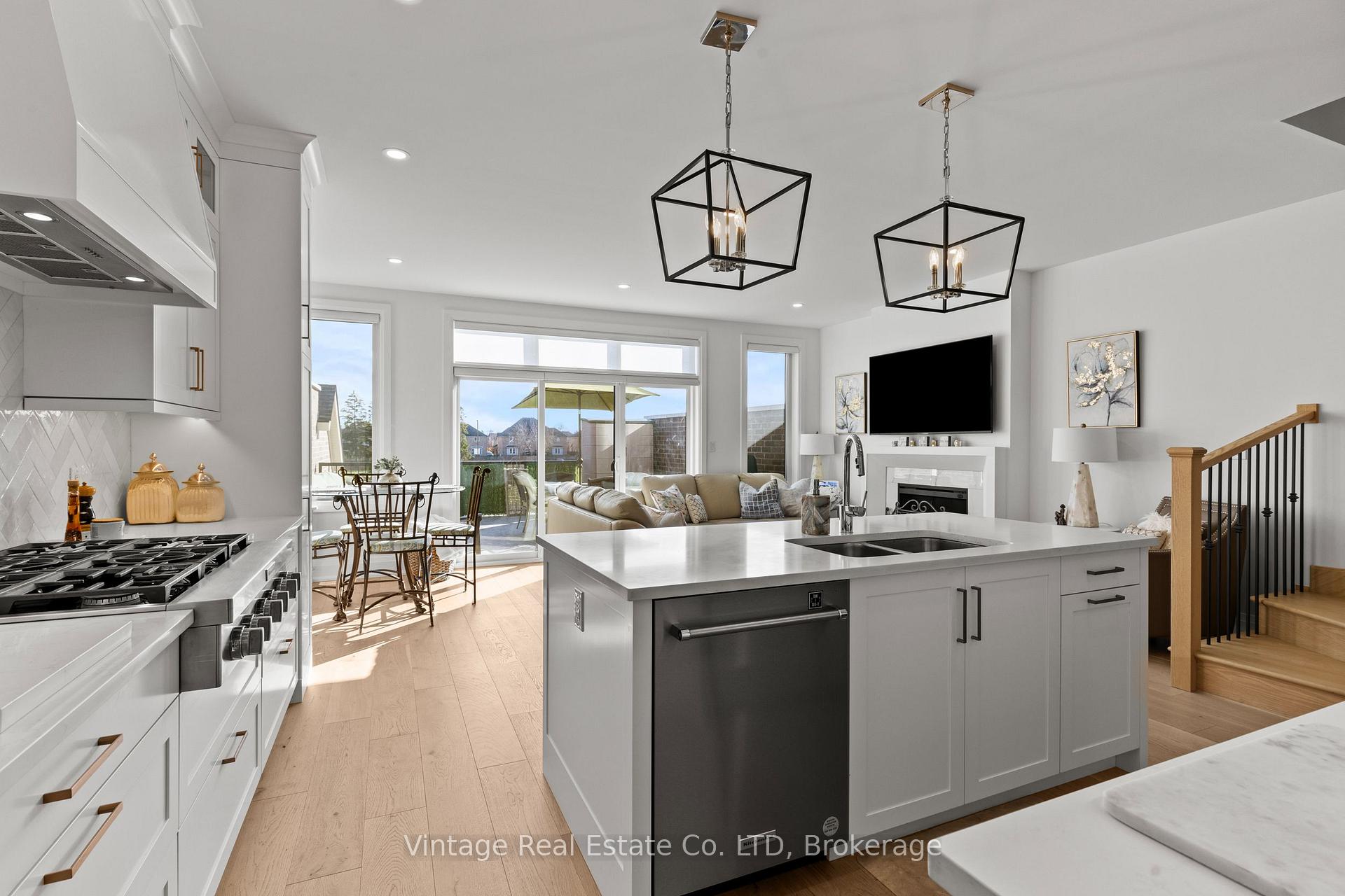 Photo 7 of 24 Willow Bank Common, St. Catharines, Grapeview — HOMEH