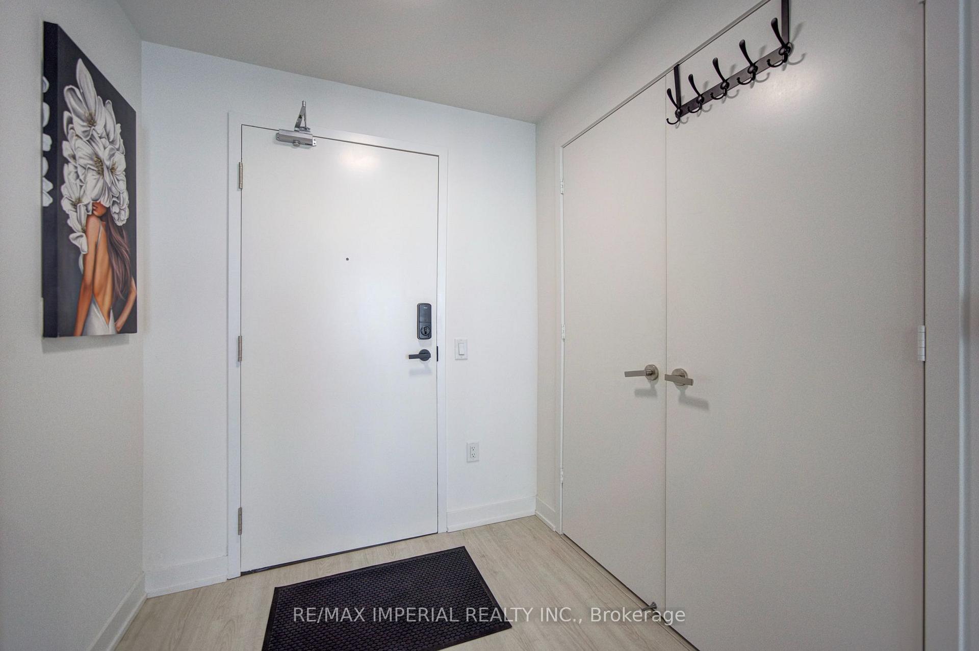 Photo 7 of Unit 3811, 3883 Quartz Road, Mississauga, City Centre — HOMEH