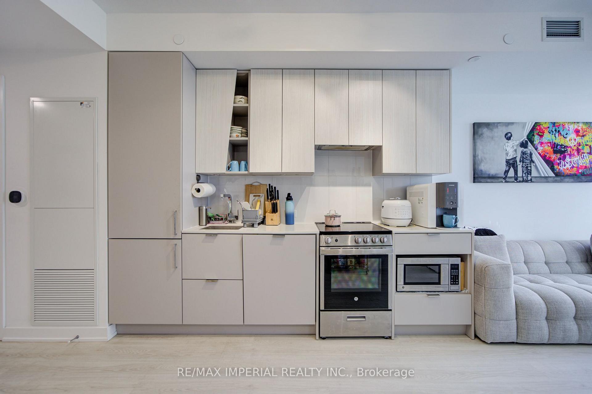 Photo 15 of Unit 3811, 3883 Quartz Road, Mississauga, City Centre — HOMEH