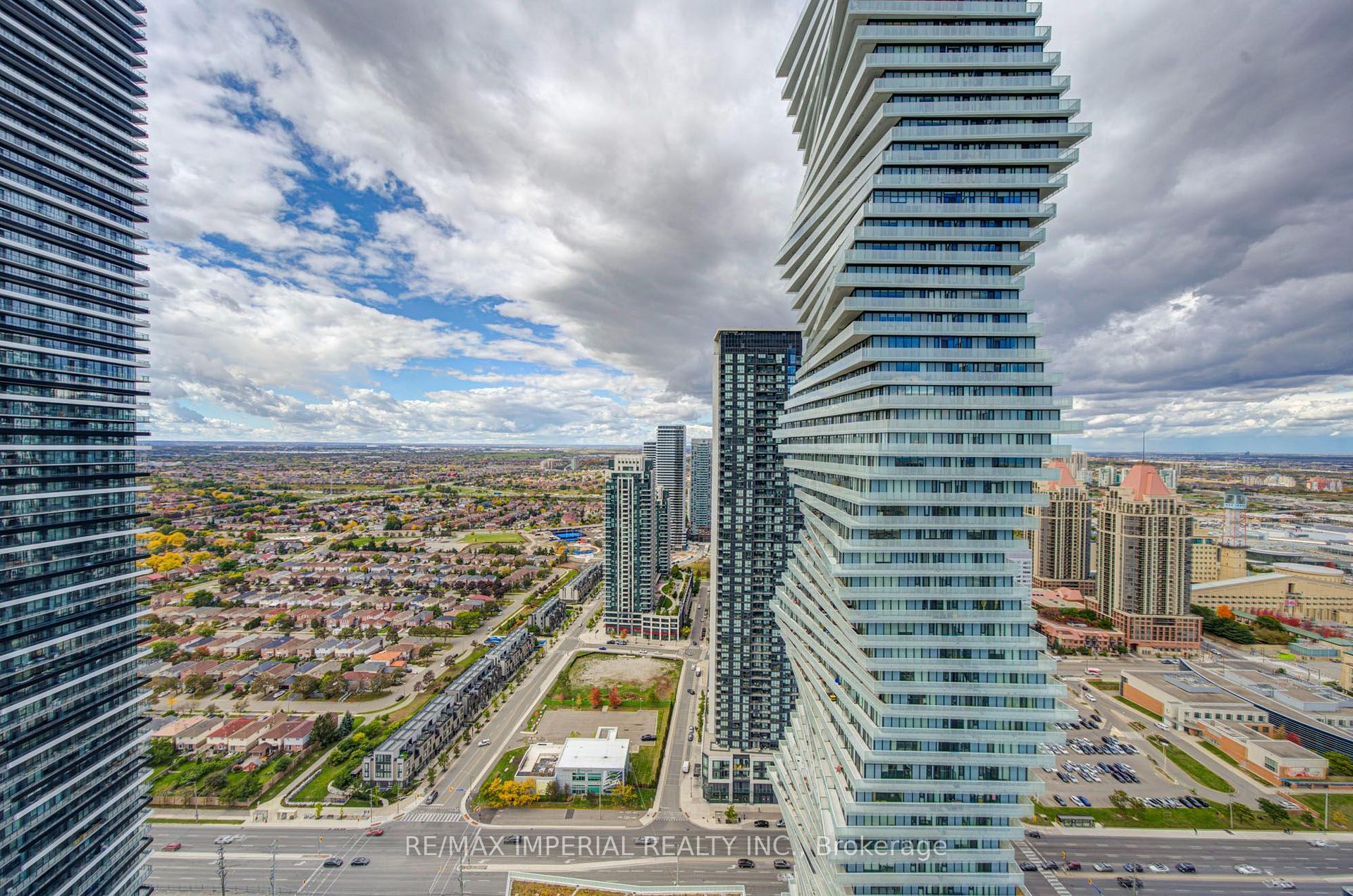 Photo 37 of Unit 3811, 3883 Quartz Road, Mississauga, City Centre — HOMEH