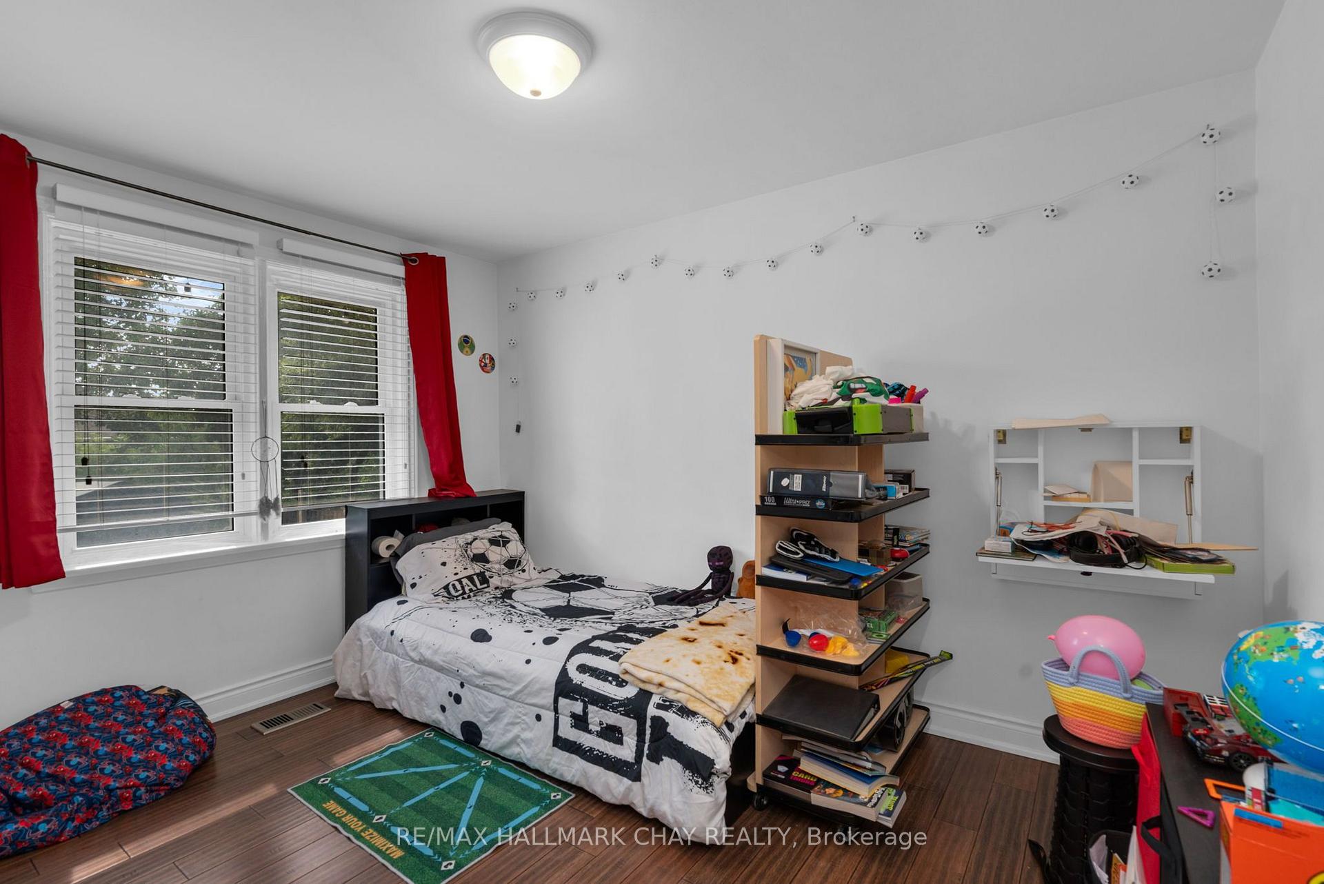 Photo 9 of 254 St Vincent Street, Barrie, Wellington — HOMEH