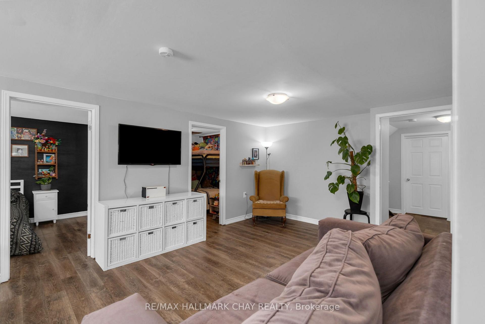 Photo 15 of 254 St Vincent Street, Barrie, Wellington — HOMEH