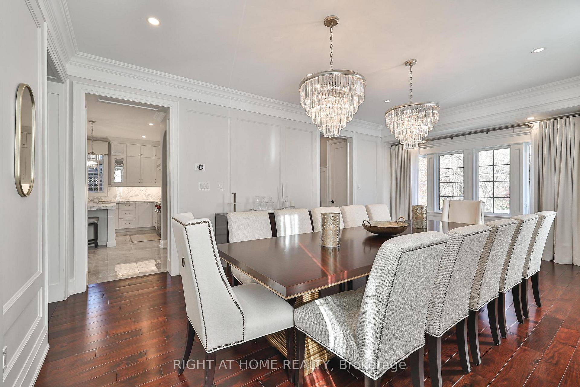 Photo 5 of 144 Brooke Street, Vaughan, Crestwood-Springfarm-Yorkhill — HOMEH