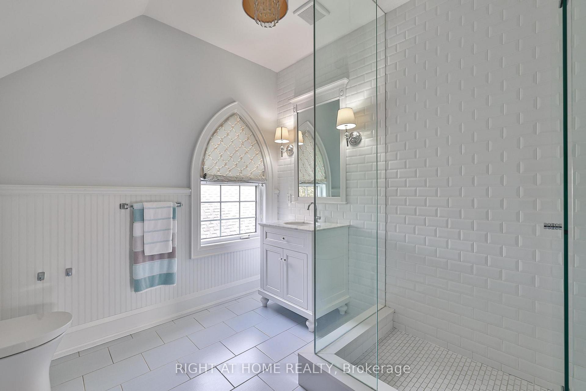 Photo 19 of 144 Brooke Street, Vaughan, Crestwood-Springfarm-Yorkhill — HOMEH