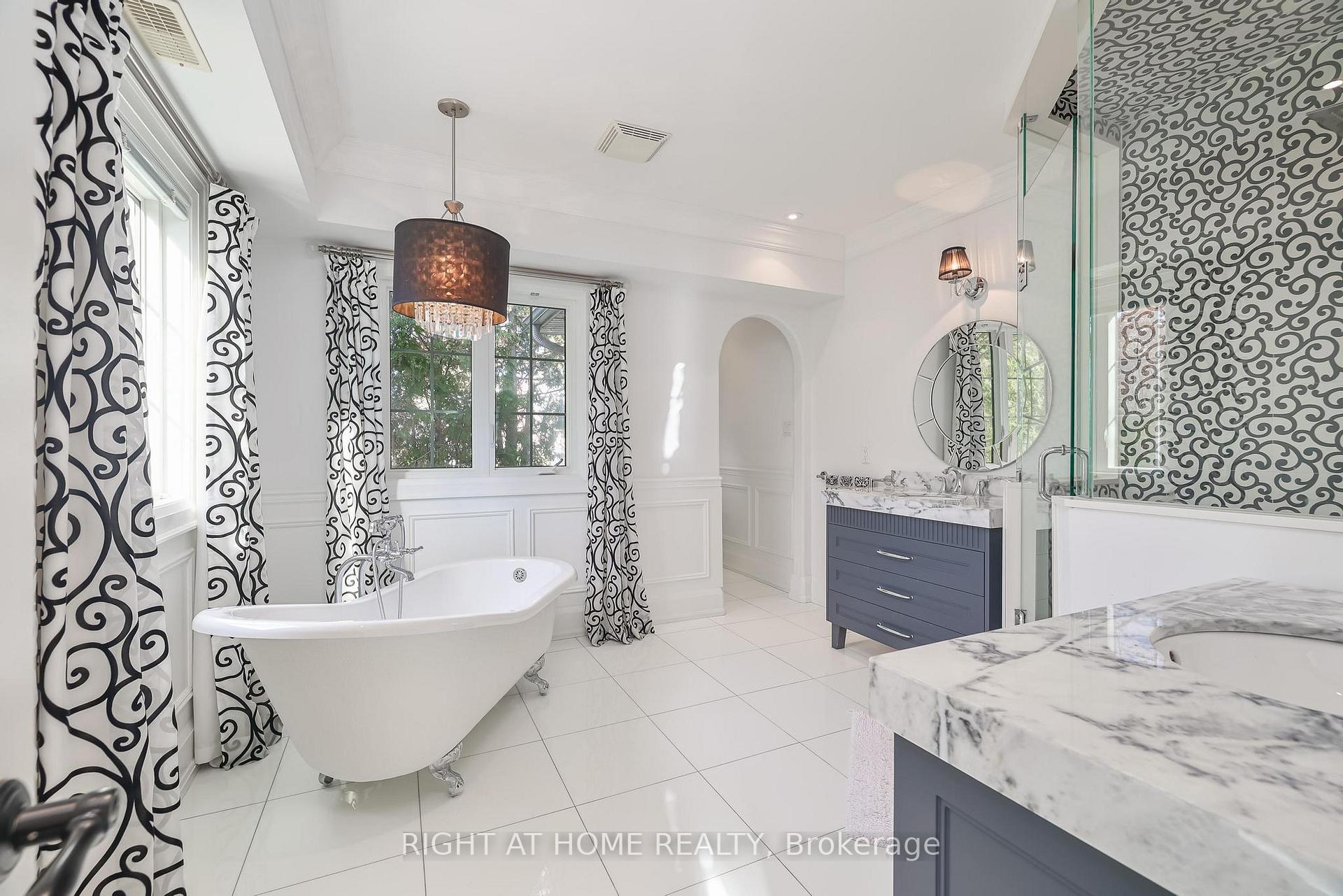 Photo 28 of 144 Brooke Street, Vaughan, Crestwood-Springfarm-Yorkhill — HOMEH