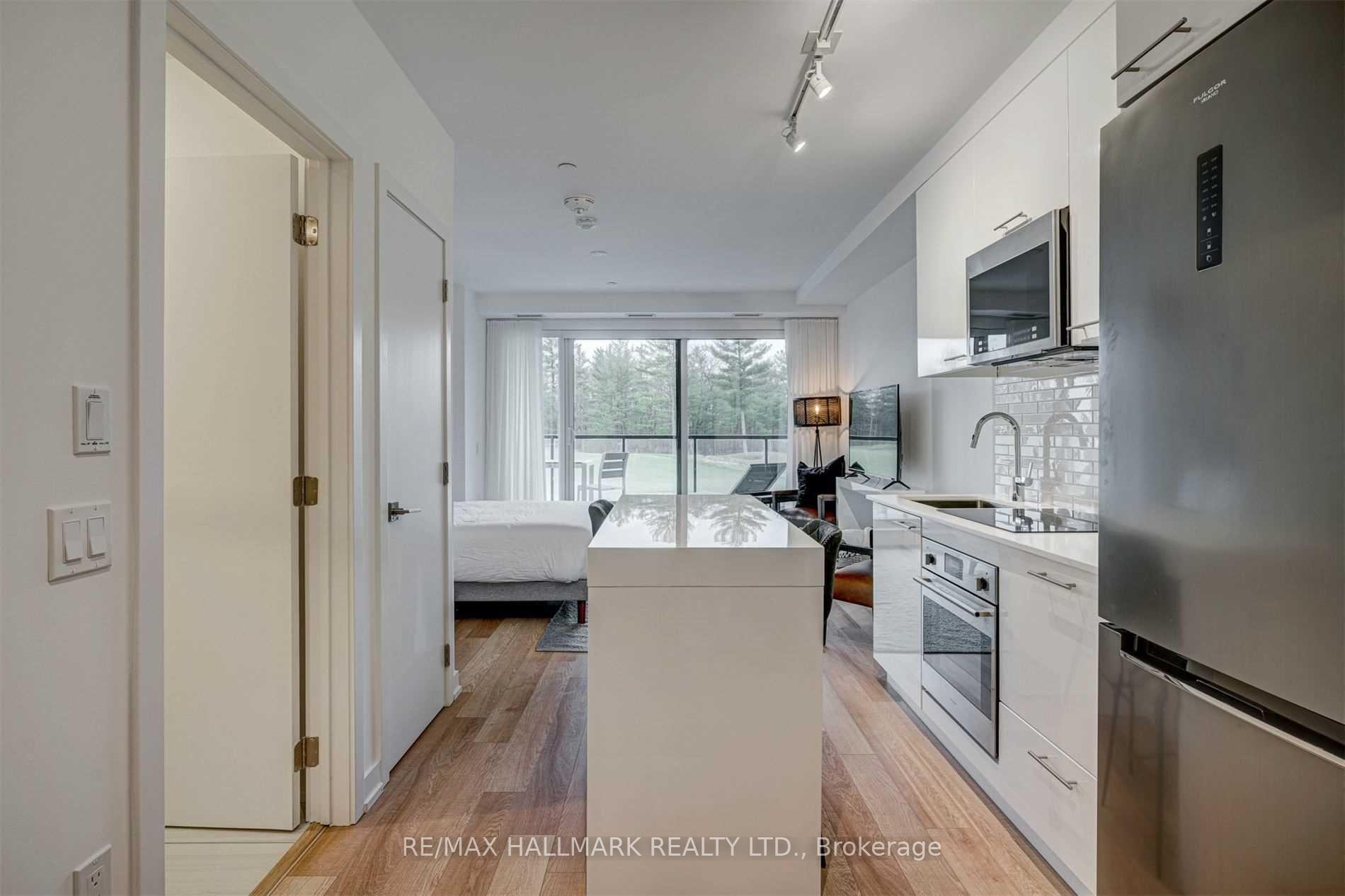 Photo 6 of Unit 207, 120 Carrick Trail, Gravenhurst, Muskoka (S) — HOMEH