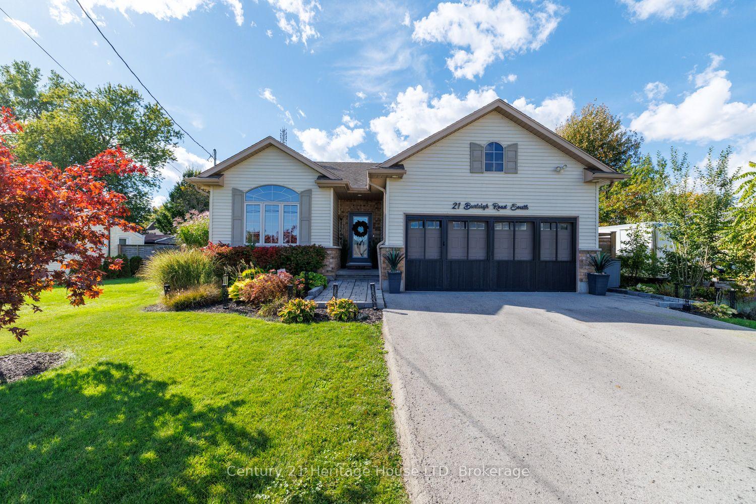 Photo of 21 Burleigh Road S