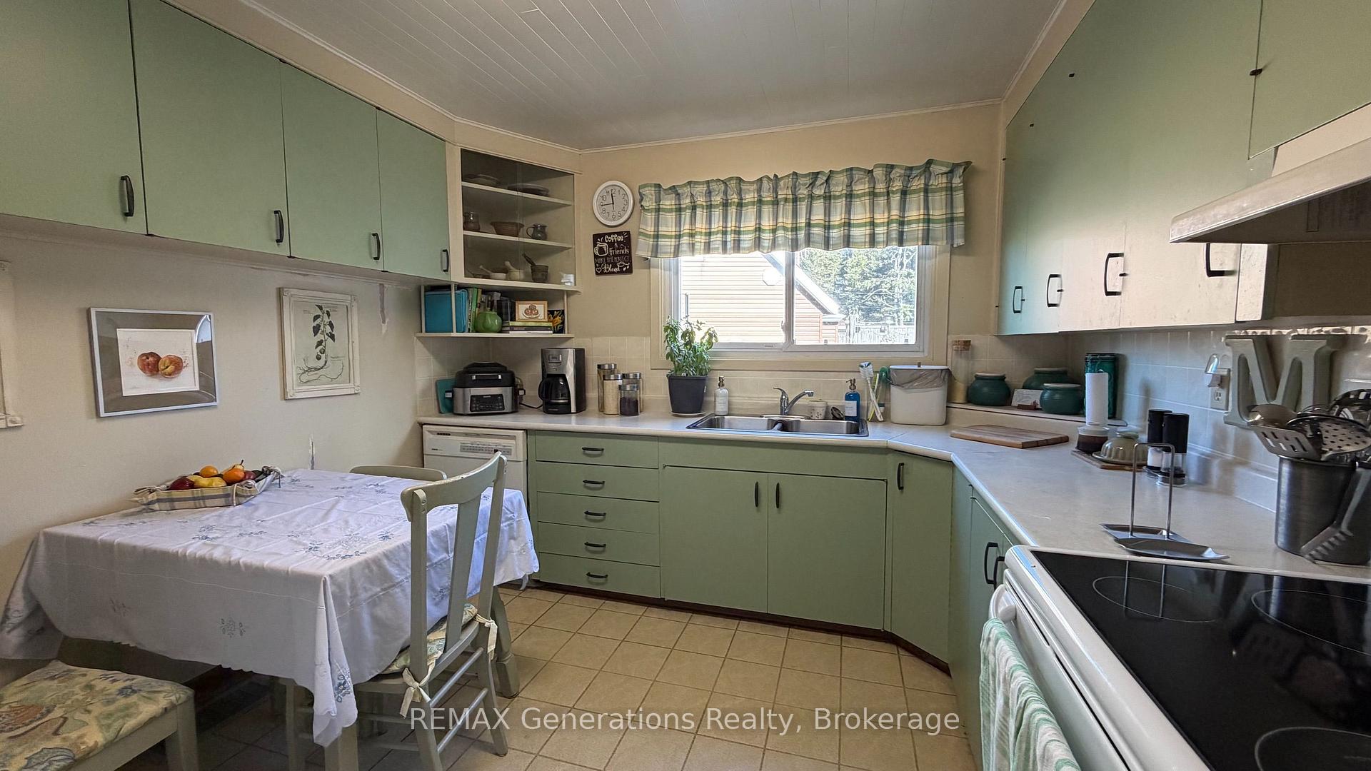Photo 3 of 6 Kenogami Road, Terrace Bay, TB-92 — HOMEH