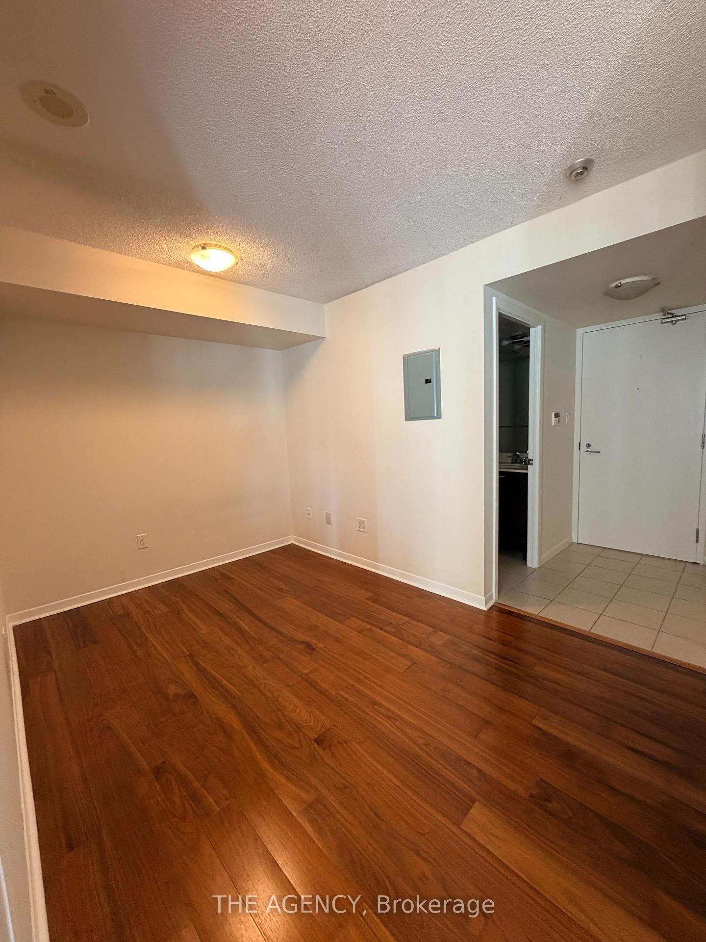 Photo 18 of Unit 1008, 38 Grenville Street, Toronto, Bay Street Corridor — HOMEH