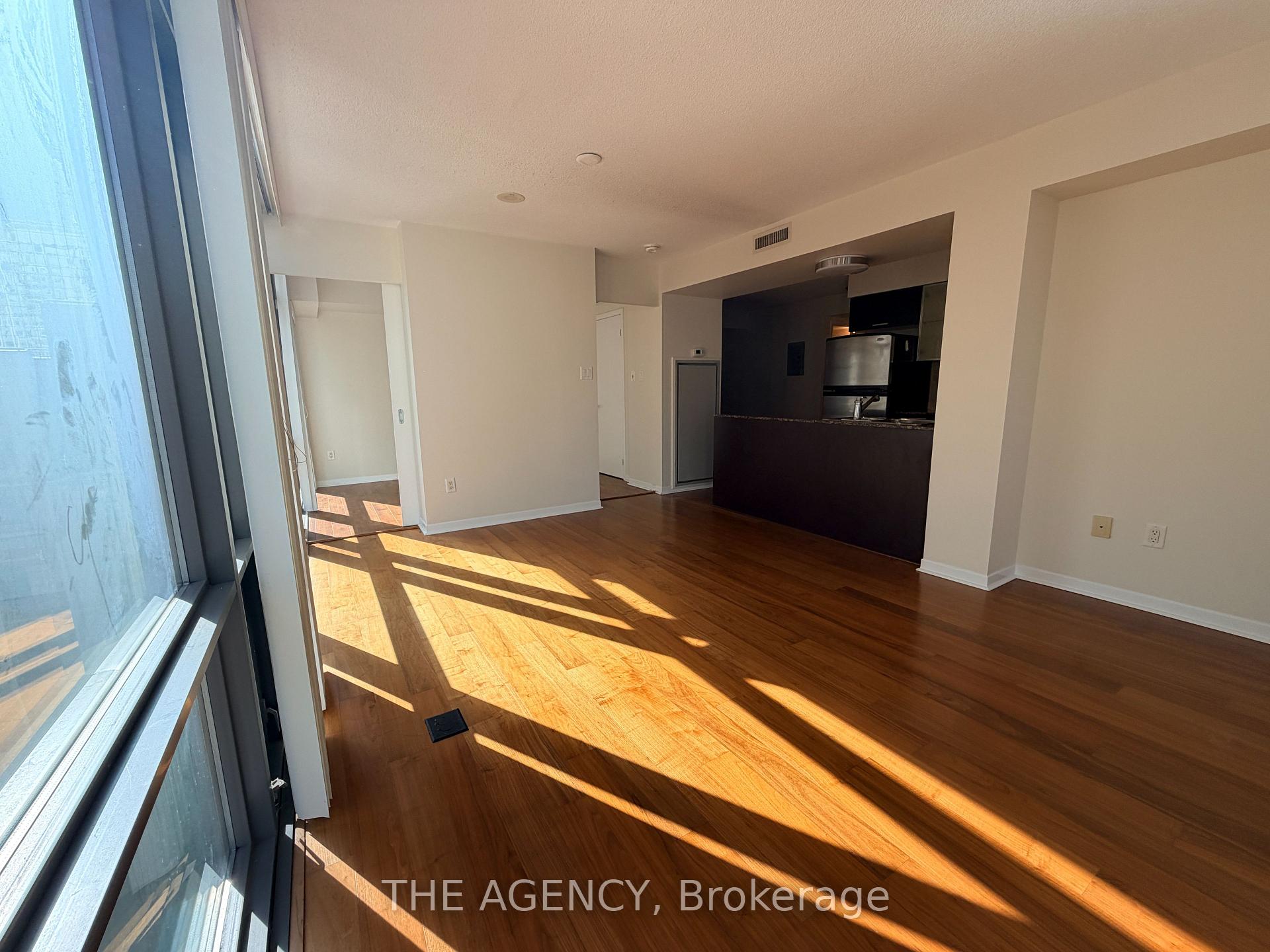Photo 29 of Unit 1008, 38 Grenville Street, Toronto, Bay Street Corridor — HOMEH