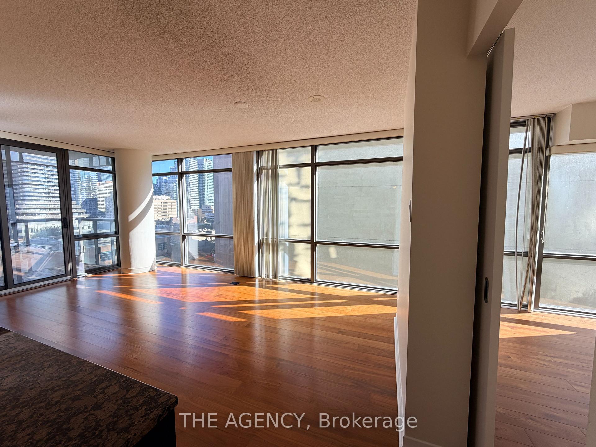 Photo 33 of Unit 1008, 38 Grenville Street, Toronto, Bay Street Corridor — HOMEH