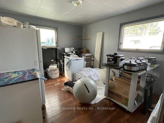 Photo 8 of 305 Pioneer Street, Dryden, Hillcrest — HOMEH