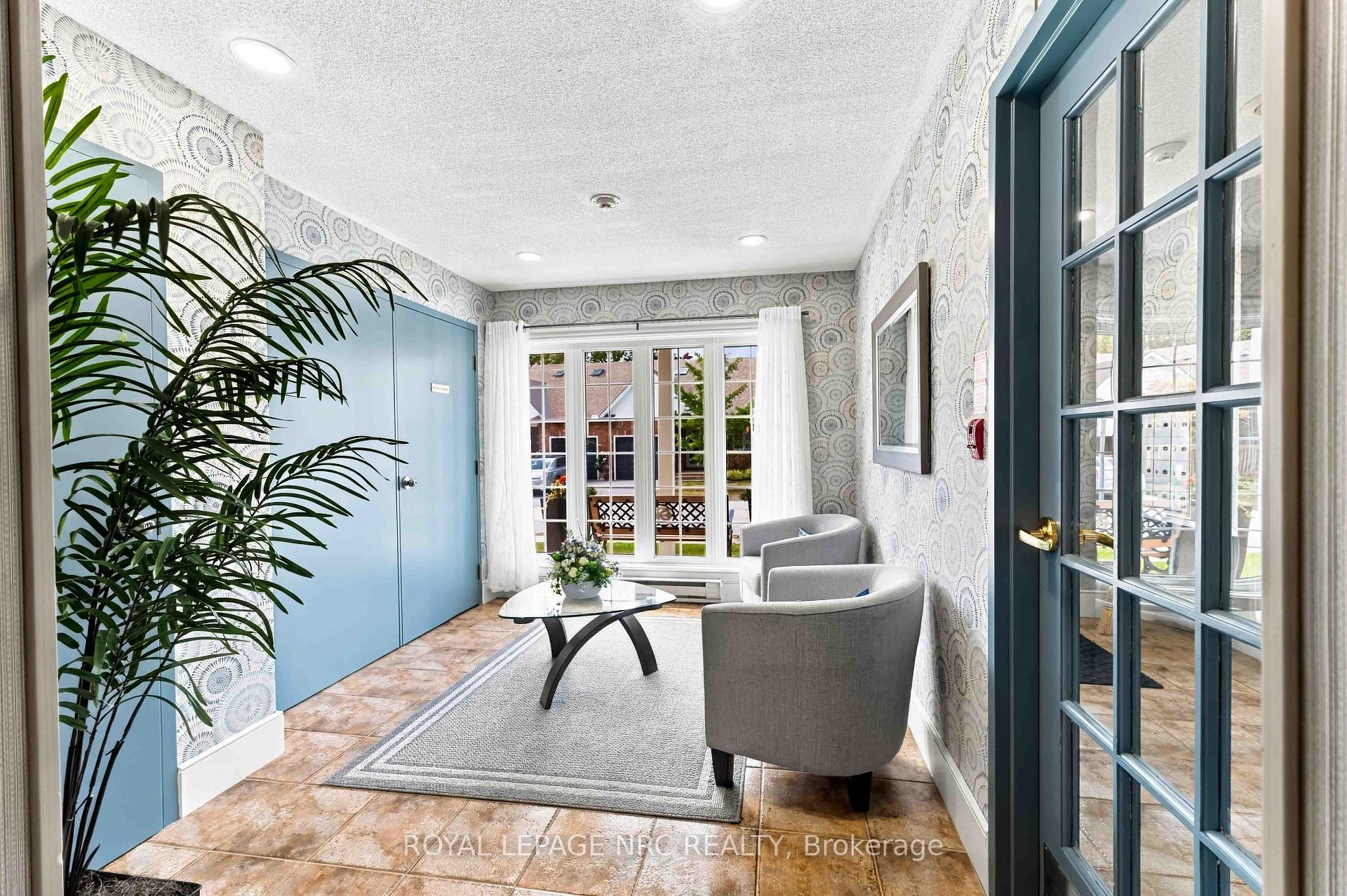 Photo 5 of Unit 104, 4090 John Charles Boulevard, Lincoln, Lincoln-Jordan/Vineland — HOMEH