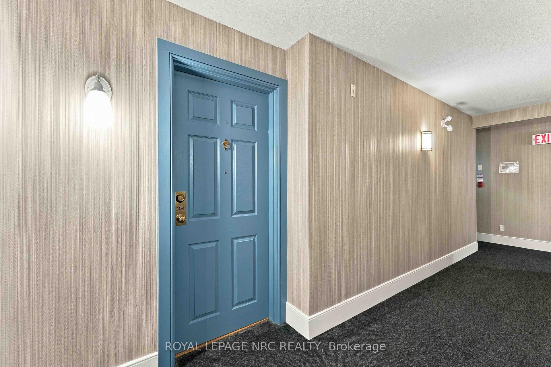 Photo 10 of Unit 104, 4090 John Charles Boulevard, Lincoln, Lincoln-Jordan/Vineland — HOMEH