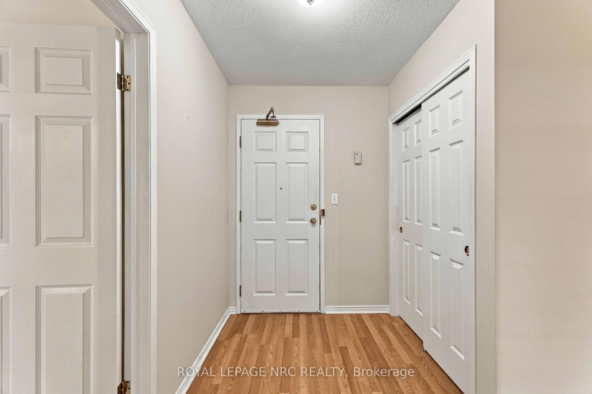 Photo 12 of Unit 104, 4090 John Charles Boulevard, Lincoln, Lincoln-Jordan/Vineland — HOMEH